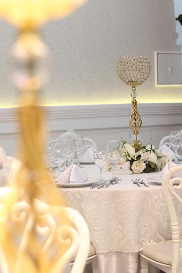 Forum Suite Otel メルスィン エクステリア 写真