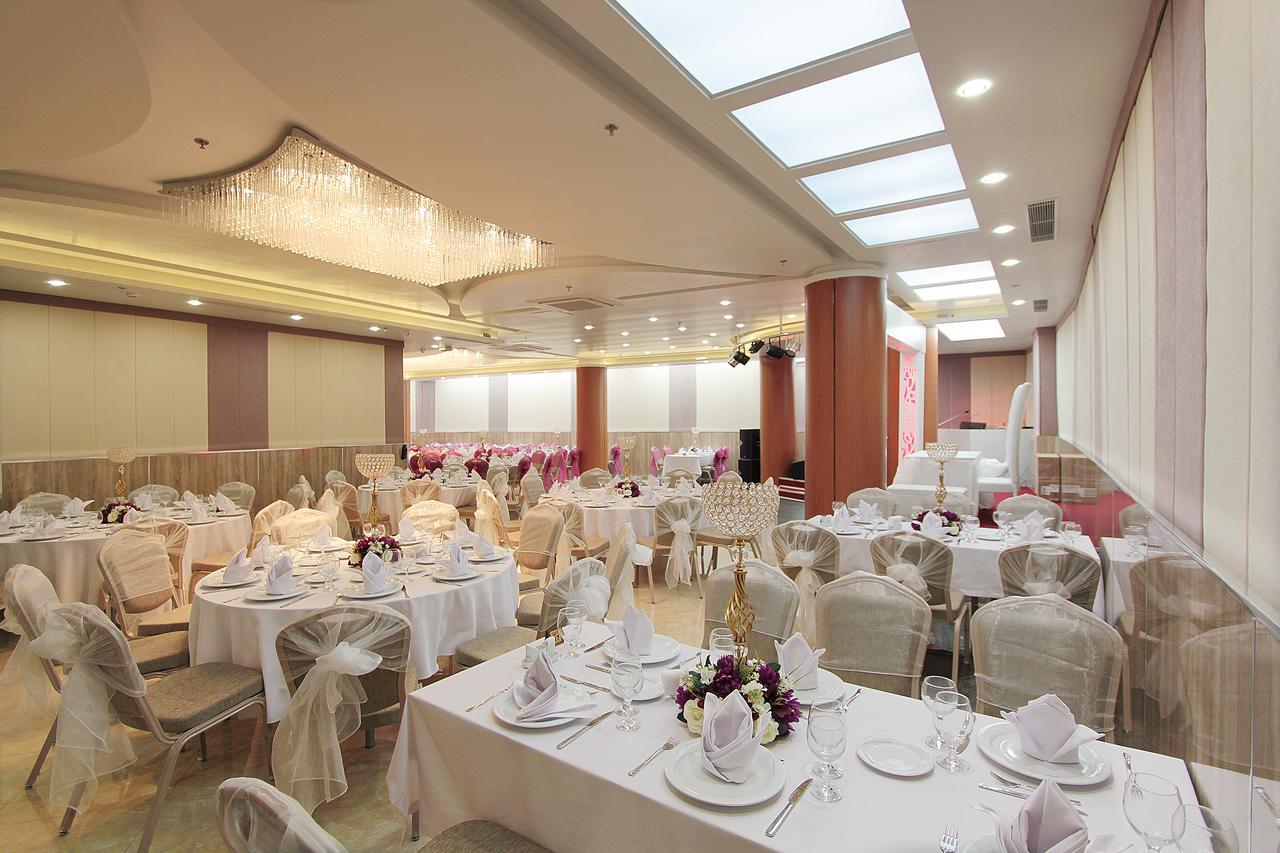 Forum Suite Otel メルスィン エクステリア 写真