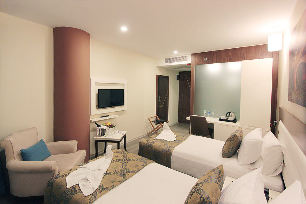 Forum Suite Otel メルスィン エクステリア 写真